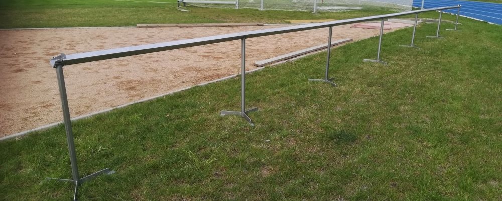 Nerezový žlab / koryto vracení kouli